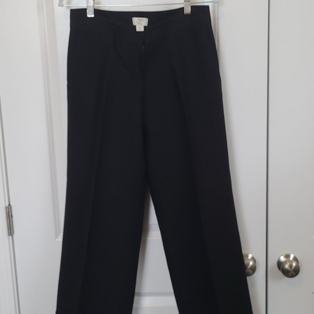 EUC. Ann Taylor Loft Black trousers
